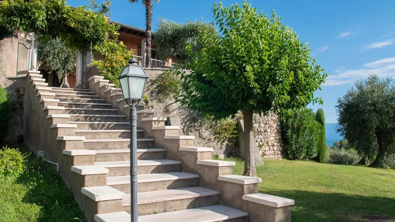 ** Apart Otel Castello Belvedere Apartments Desenzano del Garda İtalya
