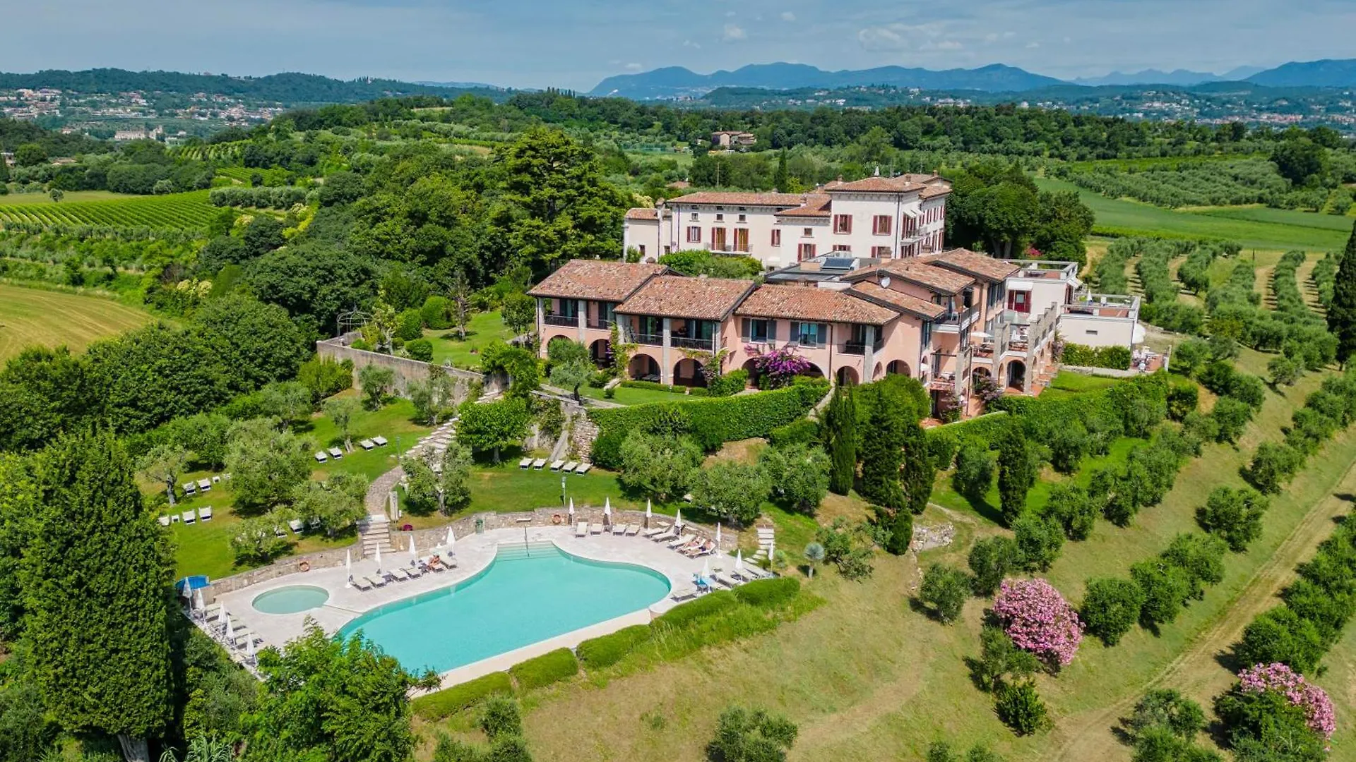 ** Apartahotel Castello Belvedere Apartments Desenzano del Garda Italia