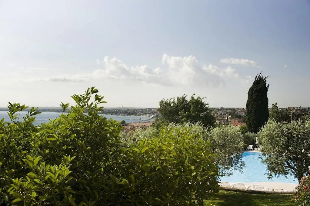 Apartahotel Castello Belvedere Apartments Desenzano del Garda